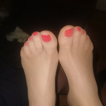 Fuss/Nylonsocken/Kitzel/Kitzelfolter Fetisch Bild 2