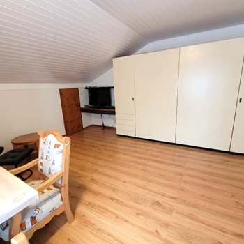 1.5-05, helle 1.5-Zimmerwohnung mit Balkon