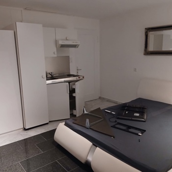 Freie Monatszimmer / Wochenzimmer möbliert in Romanshorn