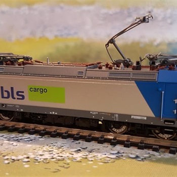 Modellbahn Spur N: E-Lok bls cargo BR 185 Mietlok