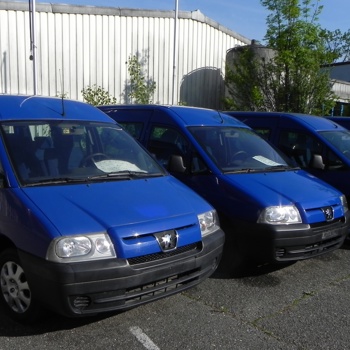 Peugeot Expert Bus Bild 2