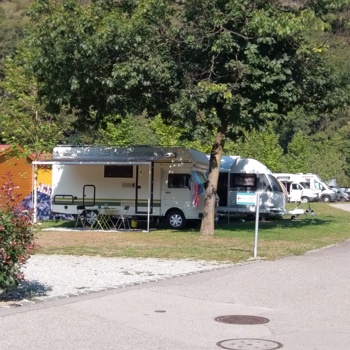 reifer bi-M mit W-pool sucht reife bi/lesb/heti-Freundin ü65 Bild 2