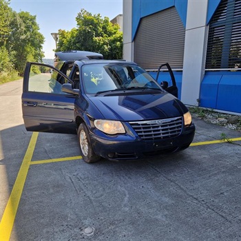 Chrysler Voyager 2.3 L Diesel Zughaken Bild 3