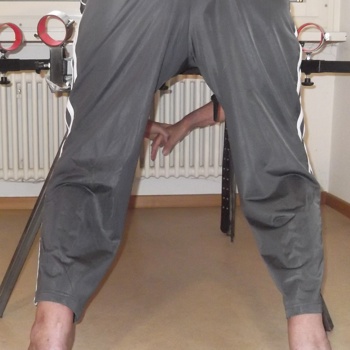 Maso Sklave sucht Männer wo mir im Bett Arsch Peitschen Bild 2