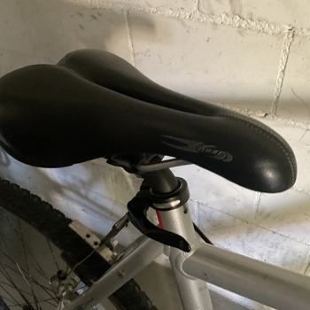KTM Legero Trekkingrad -gepflegt, Kette muss geölt werden Bild 4