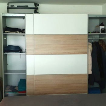 Schwebetürenschrank Bild 2