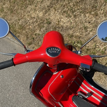 Komplett restaurierte, wunderschöne 125er Vespa 1966 Bild 2