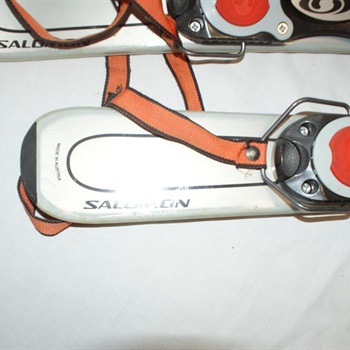 Salomon SKi für Kinder 82 cm  40,00 VB Bild 4