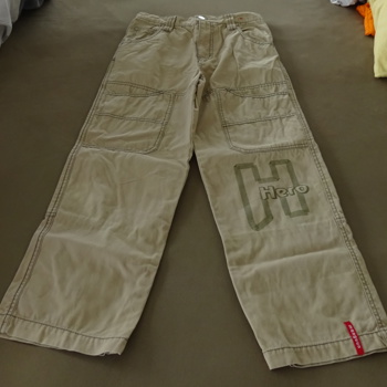 Gr. 146 Jeans von manguun