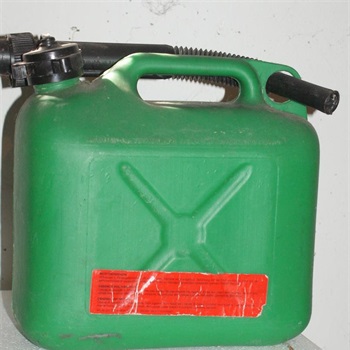 Benzinkanister Bild 2