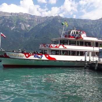 reifer bi-M mit W-pool sucht reife bi/lesb/heti-Freundin ü65