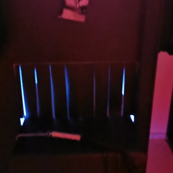 Ich ficke Deine Frau in der tschechischen Fickwand Bild 4