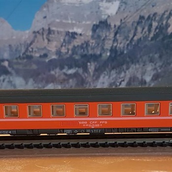 Modellbahn Spur N: 6 SBB EUROFIMA-Abteilwagen Bild 3