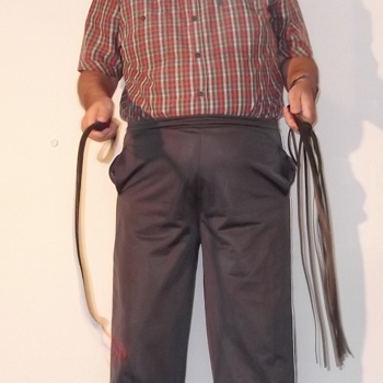 Meister sucht eine Sklavin 18 - 60 Jahre ganze Schweiz
