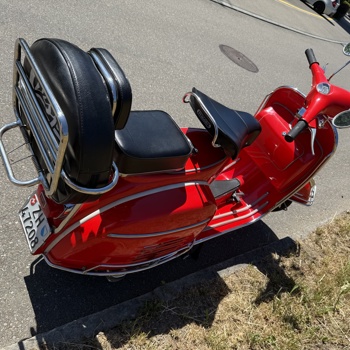Komplett restaurierte, wunderschöne 125er Vespa 1966 Bild 3
