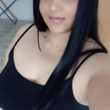 Bin die Clara, und biete Massagen mit Hausbesuche an Bild 3