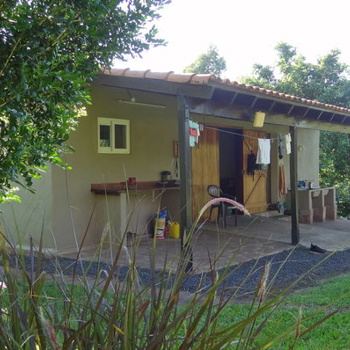 Finca mit großem Grundstück in ruhiger Lage in Sapucai / PY Bild 2