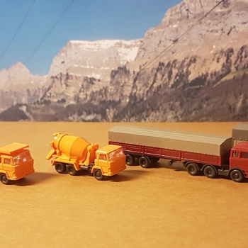 Spur N, WIKING Modellautos: 5 LKWs Magirus Deutz / Mercedes Bild 4