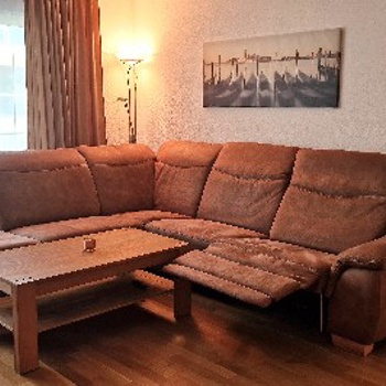 Bequemes Sofa mit motorische Relaxfunktion Bild 3