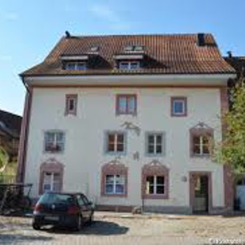 Zu Vermieten 2 Zimmerwohnung Bild 3