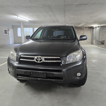 Toyota RAV4 2.2 D-CAT 4x4 – MFK 02/2026 – neue Bremsen