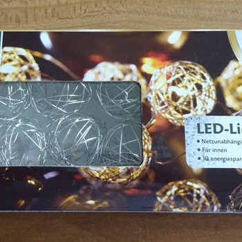LED-Lichtdekoration "Kugelgitter" von Melinera