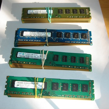 M. Hossain Computer 4 stück 4gb ddr3 ram für PC