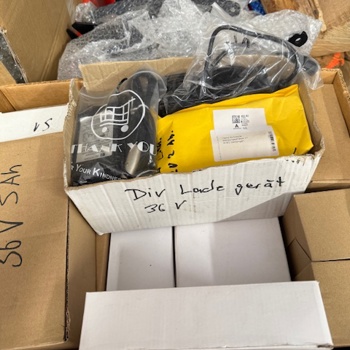 Geschäftsauflösung Komplettes Scooter Ersatzteille Bild 4