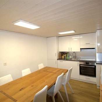 Chalet CH-11, Gemütliches 4.5-Zimmer Chalet Bild 2