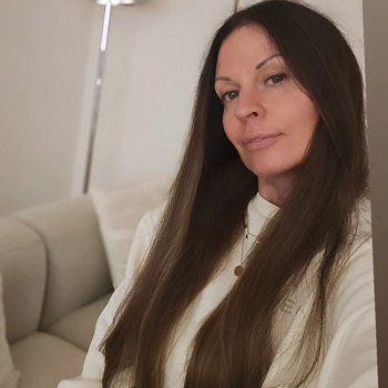 Natürliche Schweizerin Massage mit Orgasmusverzögeung Bild 4