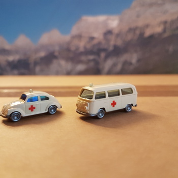 Spur N, WIKING Modellautos: 3er-Set Einsatzfahrzeuge SANITÄT Bild 3
