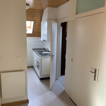 3 Zimmer Dachwohnung - im Zentrum von Münchenbuchsee - Miete Bild 2
