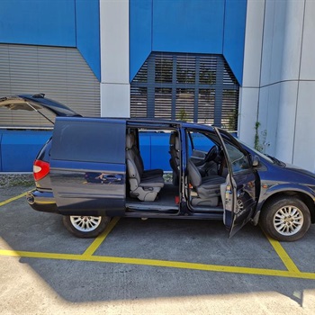 Chrysler Voyager 2.3 L Diesel Zughaken