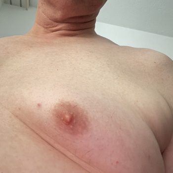 Welche Frau oder Mann kommt über Nacht mit mir mit ? Bild 2