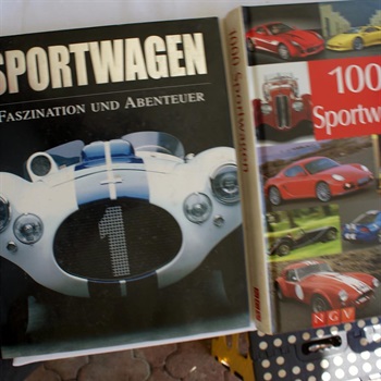 3 Div Bücher Sportwagen Flugzeug   30,00 VB Bild 2