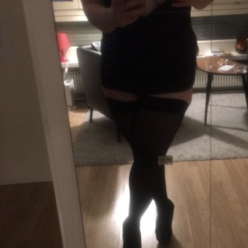 Vollbusige Frau sucht männer. privat escort ZH/Zh Umgebung Bild 4