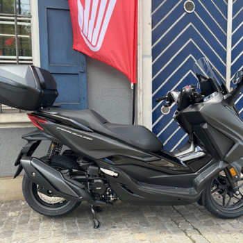 Honda Forza 350 Bild 2