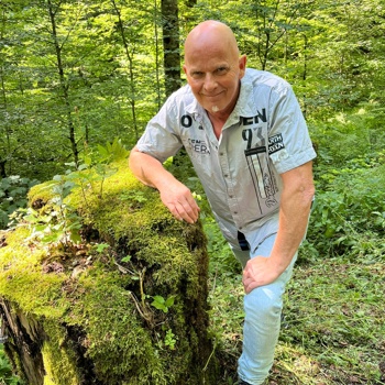 Outdoor in den Arsch ficken und blasen Bild 2