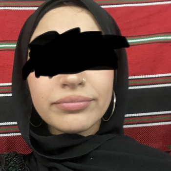 Hijabi Schülerin sucht Taschengeld