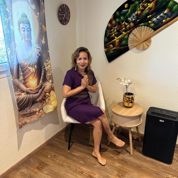 Auszeit für Körper und Geist mit Massage bei Linda in Bern Bild 2