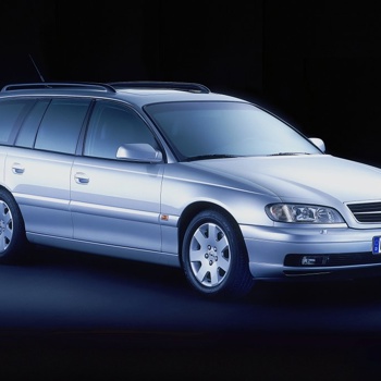 Opel Omega 2.5TD Caravan 02