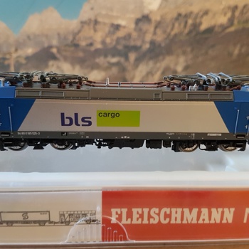 Modellbahn Spur N: E-Lok bls cargo BR 185 Angel Trains Bild 4