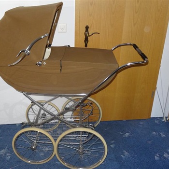 Werner Schneider Kinderwagen