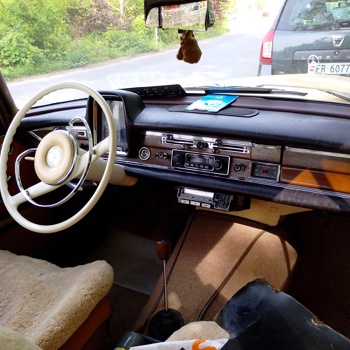 220 S grosse Heckflosse Bild 4