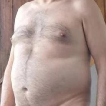 Oldy verwöhnt am liebsten sehr kleinen Penis!